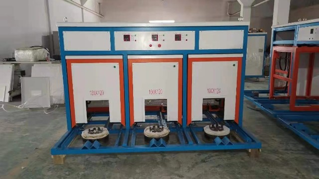 您知道科鼎電磁模具加熱爐的功能有哪些嗎？